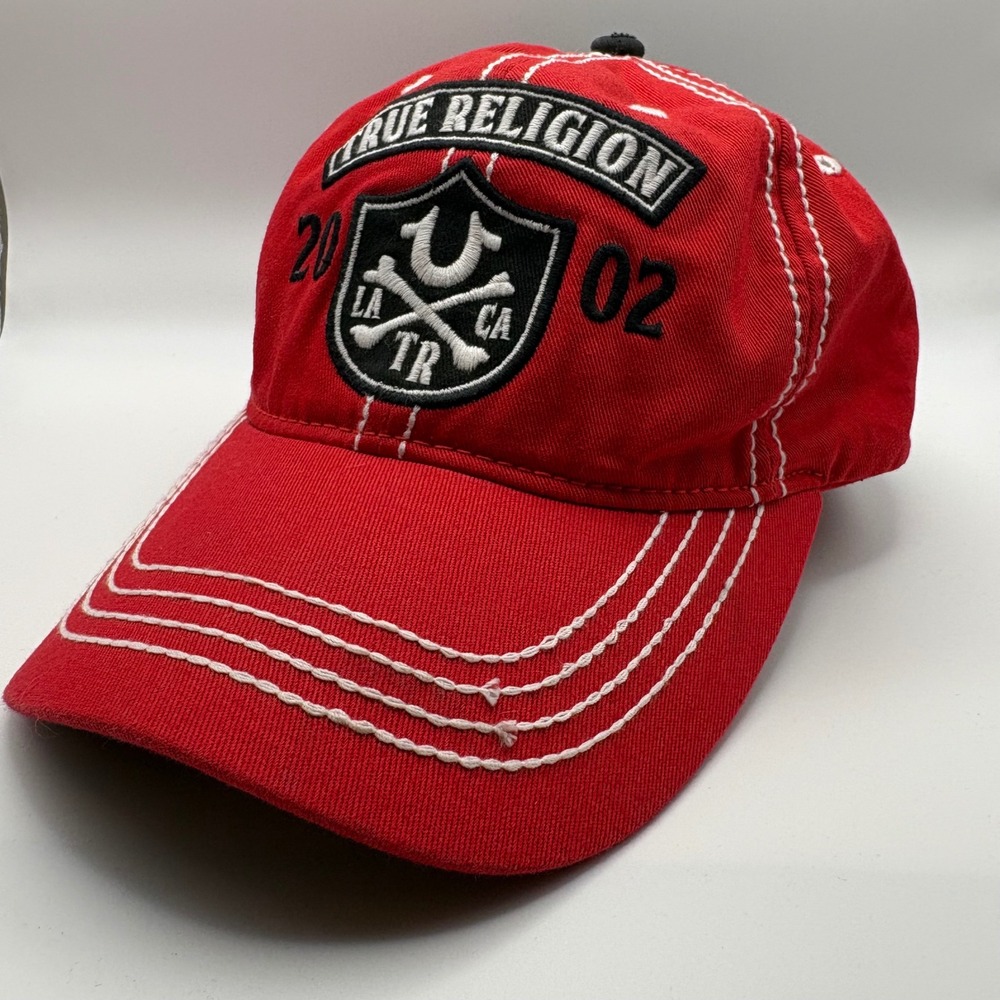 True Religion Red Black Contrast Stitch Horseshoe Logo Baseball Cap Hat OSFA